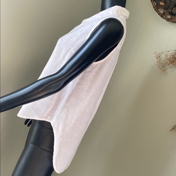 FINLEY White Linen Sleeveless Button-Down Shirt - Picture 5 of 10